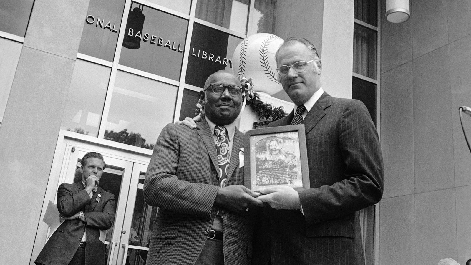 Baseball's first plan for Negro League stars: A separate Hall of Fame wing  - The Washington Post
