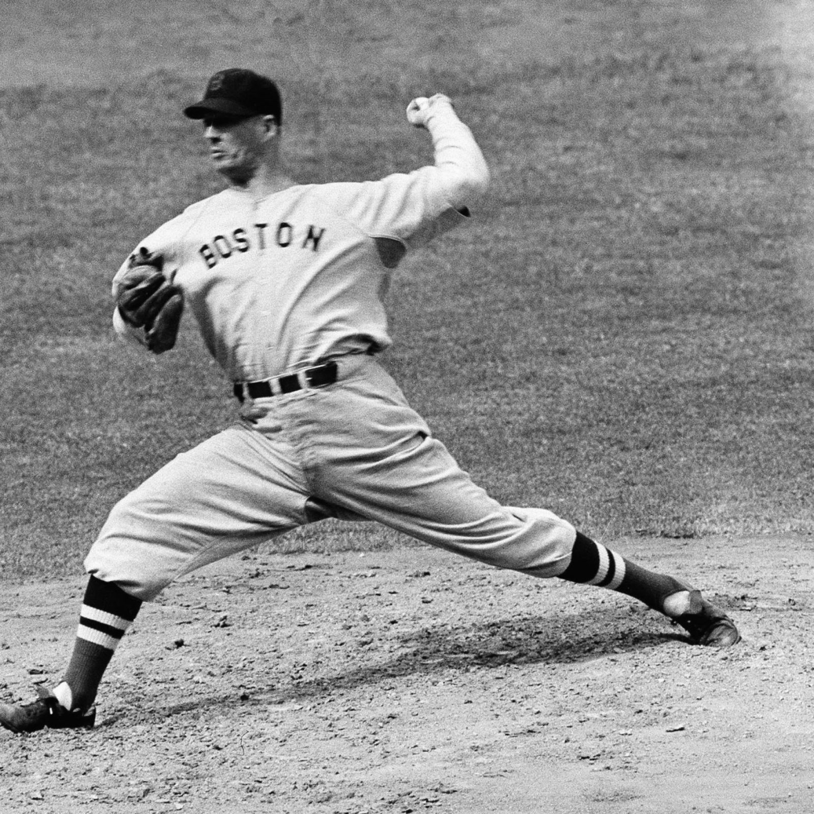 Today in Sports History: Lefty Grove wins his 300th and last game – Chicago  Tribune